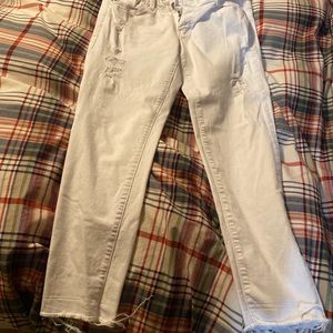 Distressed Kancan ankle skinny jeans